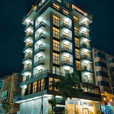 Kibo Palace Hotel Μόσι Εξωτερικό φωτογραφία