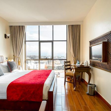 Kibo Palace Hotel Μόσι Δωμάτιο φωτογραφία