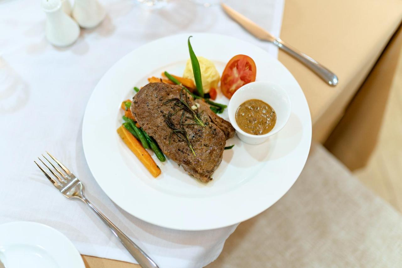 Kibo Palace Hotel Μόσι Εξωτερικό φωτογραφία