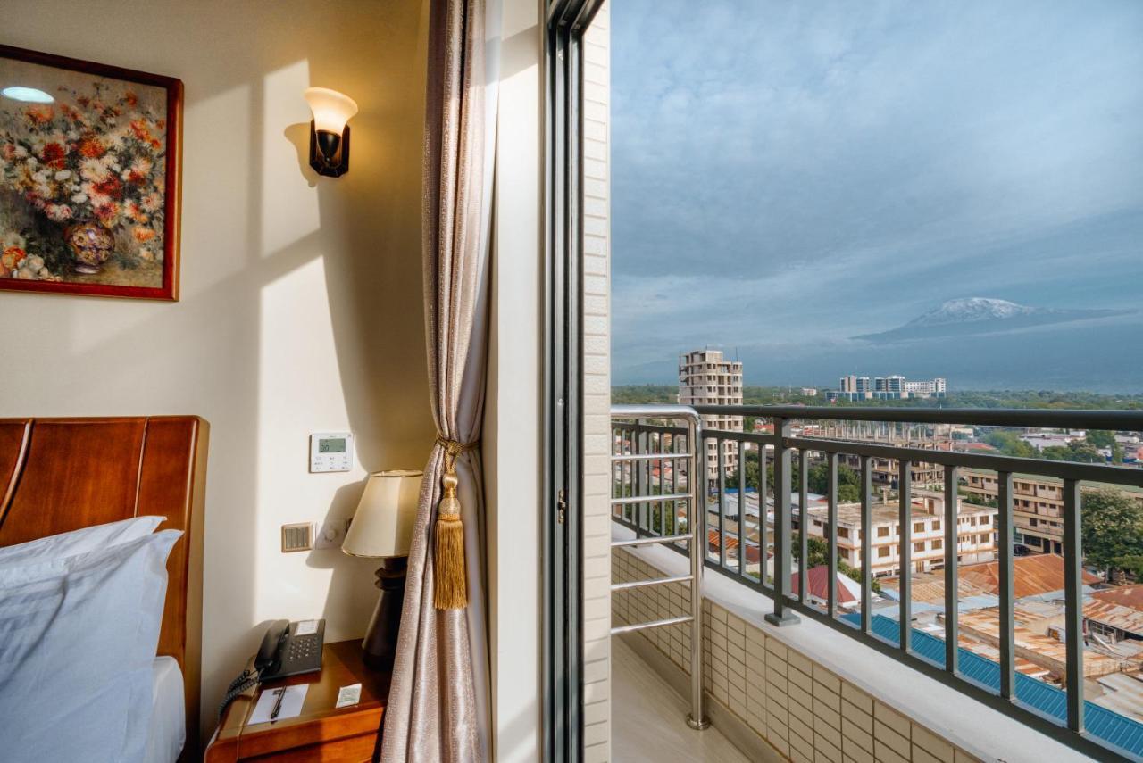 Kibo Palace Hotel Μόσι Εξωτερικό φωτογραφία