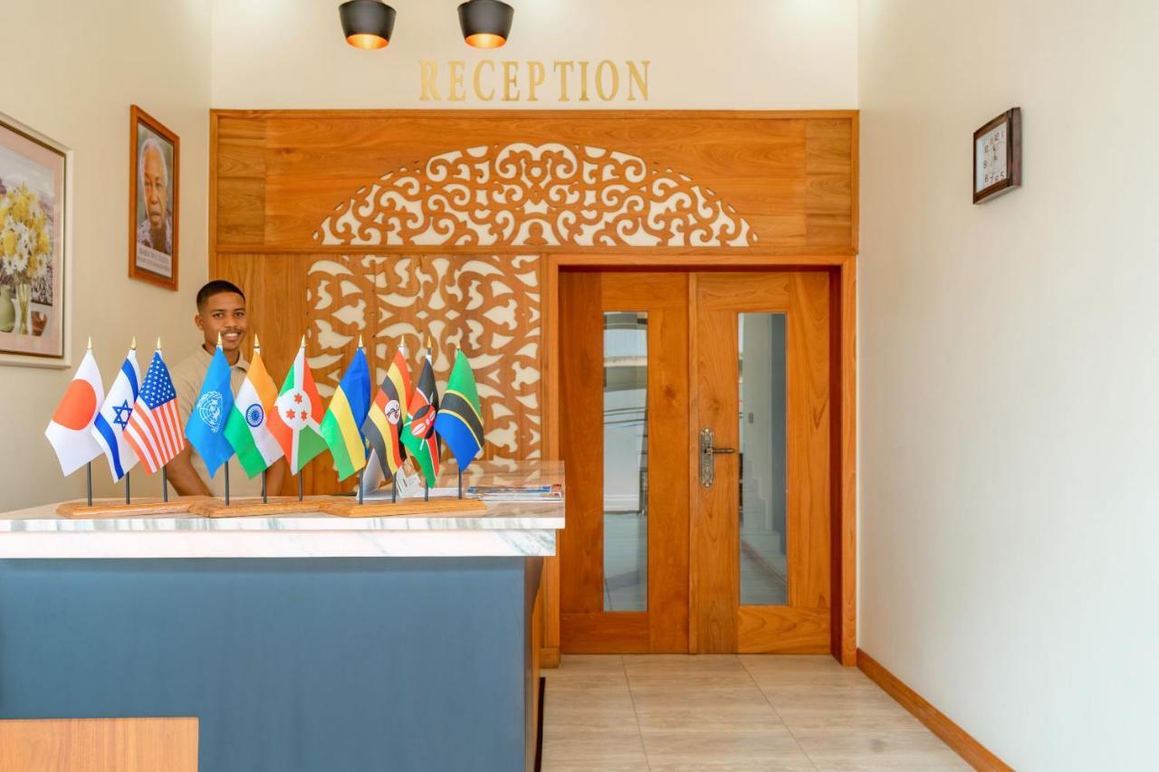 Kibo Palace Hotel Μόσι Εξωτερικό φωτογραφία
